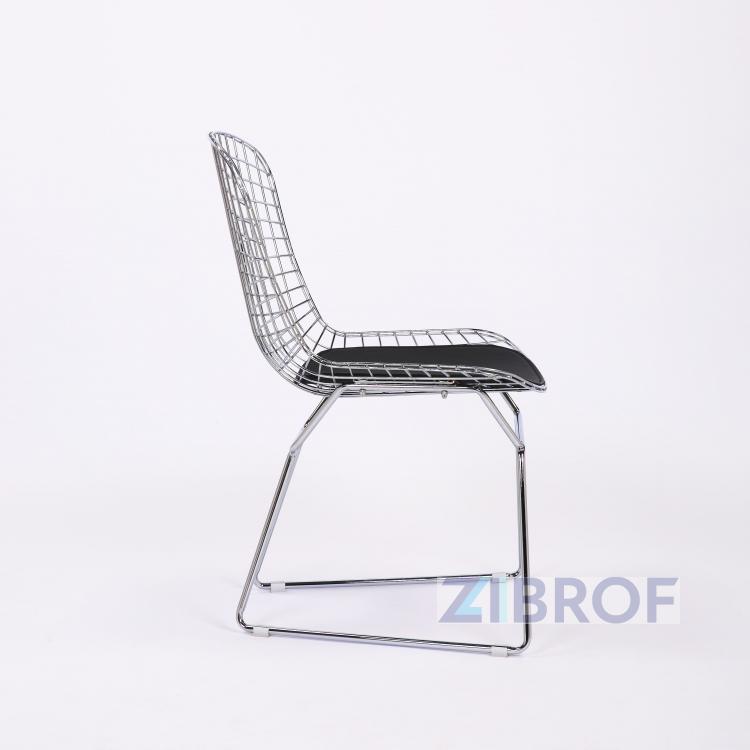Bertoia хромированный металл с черной подушкой из экокожи
