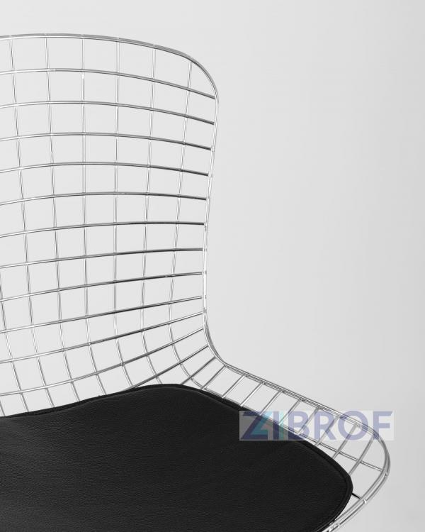 Bertoia хромированный металл с черной подушкой из экокожи