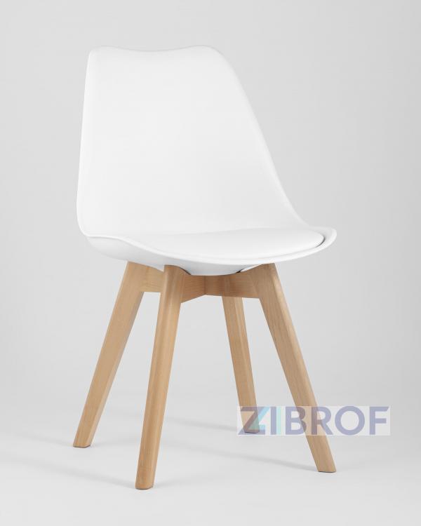 Eames DST, диаметр стола 80 см, 3 стула Frankfurt белые
