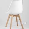 Eames DST, диаметр стола 80 см, 3 стула Frankfurt белые