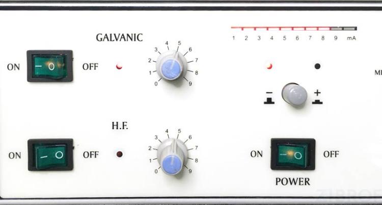 Косметологический комбайн UK230 9006 Gezatone