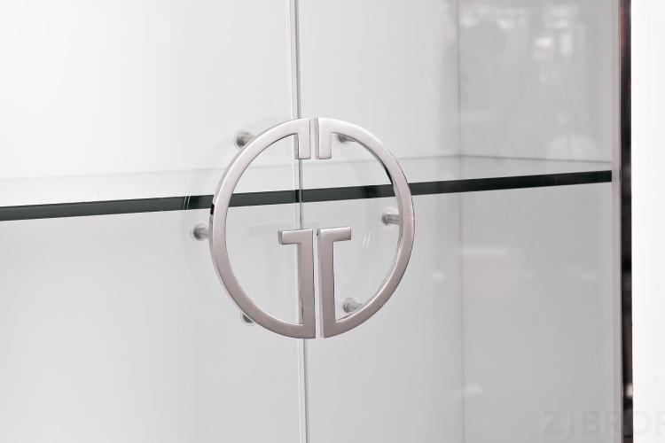 Витрина Garda Decor белая с хром GD-VI003